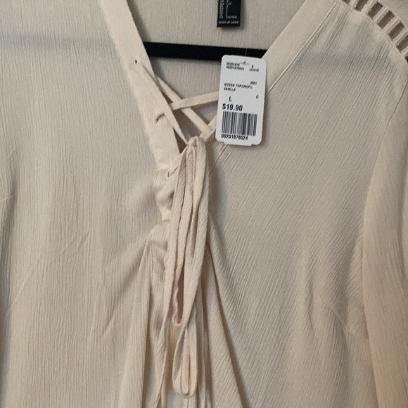 NWT forever 21 large cream - Picture 3 of 3